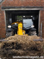 Mit niedriger Kabinenausführung ist der neue JCB 