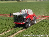 Kverneland steigt mit den neuen iXdrive 4240 und 5