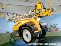 Der neue Challenger RoGator 300 hat ein Fahrgestel