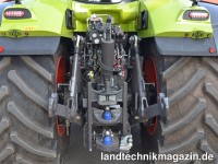 Durch den neuen Universal-Anhängebock der Claas A