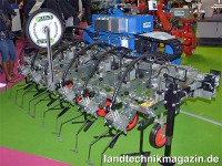 Der K.U.L.T. (www.kress-landtechnik.eu) Robovator 