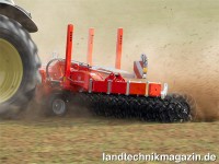 Pöttinger stellt mit den Modellen ROTOCARE V 6600