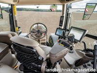 In der Kabine der neuen John Deere 6R 140, 6R 150,