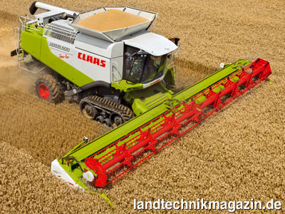 Neues Claas VARIO Schneidwerk V 1200 Mit 12 Meter Schnittbreite Neues Claas VARIO Schneidwerk V 1200 Mit 12 Meter Schnittbreite