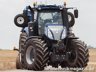 Bild: SIMA Innovation Award 2017 Silbermedaille für New Holland NHDrive, vielseitiger autonomer Traktor, New Holland, Halle 6, Stand B027