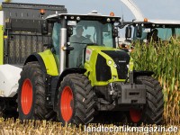 Claas erweitert die Traktoren-Serie AXION 800 mit 