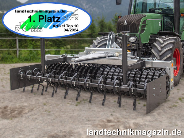 lDie neue Fliegl Frontpackerwalze für die Saatbettbereitung belegte im April 2024 den ersten Platz in den landtechnikmagazin.de Artikel Top 10.