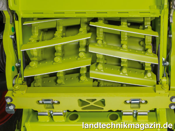 lDie neue optionale V-FLEX Häckseltrommel für die Claas JAGUAR 900/900 TERRA TRAC Selbstfahr-Feldhäcksler gibt es mit 20, 24, 28 und 36 Messern.