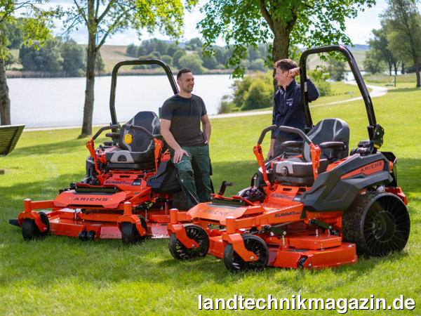 lDie neue, auf der demopark 2025 vorgestellte, Nullwendekreis-Mäher-Serie umfasst die fünf Modelle Ariens Summit Pro 348, 352, 360, 560 und 572.