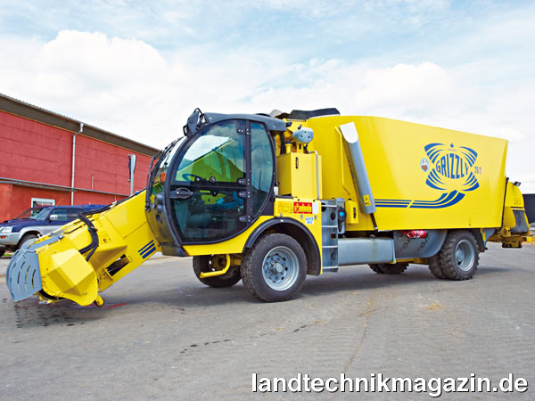 lDurch die Übernahme des Mischwagen-Herstellers Omas hat Sgariboldi jetzt auch Vertikal-Futtermischwagen im Programm. Auf der Agritechnica 2009 werden die zwei Schnecken-Mischwagen mit 15 und 20 m³ mit den Bezeichnung GRIZZLY 5115-2 und GRIZZLY 5120-2 sowie...