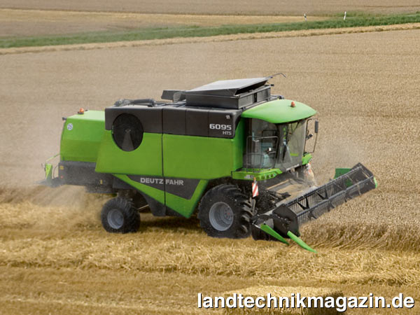 lDie neue Deutz-Fahr 60er-Mähdrescher-Baureihe besteht aus den 5-Schüttler-Maschinen 6060, 6065 und 6065HTS sowie den 6-Schüttler-Modellen 6090, 6090HTS und 6095HTS. Die sechs Modelle der 60er Serie sind in bis zu vier Varianten lieferbar: Farmline, Topline, Balance und Climer.