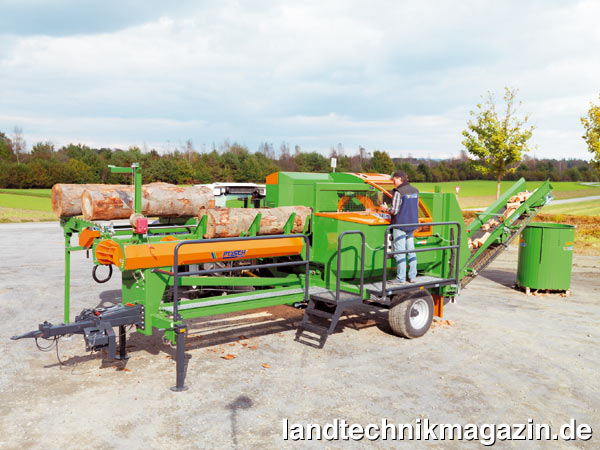 lDer neue Posch Spaltfix K-540 spaltet Holz mit einem Durchmesser von bis zu 55 cm mit satten 15 beziehungsweise 35 t Kraft in nur einem Arbeitsgang in maximal 15 Scheite.