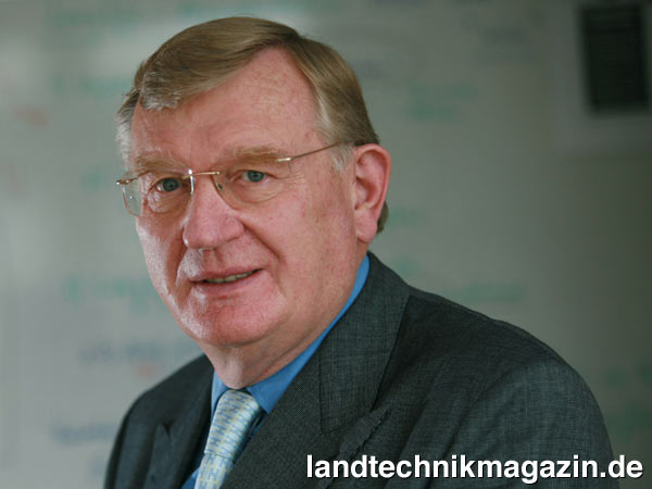 lDr.-Ing. E.h. Bernard Krone feiert am 23. April 2010 seinen 70. Geburtstag.