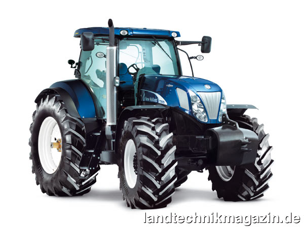 lBasierend auf den Aktionen „Agritechnica“ und „Blue Power“ (im Bild) gelang es New Holland nach eigenen Angaben als einzigem Hersteller die Stückzahlen von Januar - April 2010 merklich zu steigern.