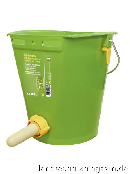 lDas neu entwickelte Hygieneventil am Tränkeeimer von Kerbl ermöglicht eine keimreduzierte Umgebung und gesundes Wachstum für Kälber.