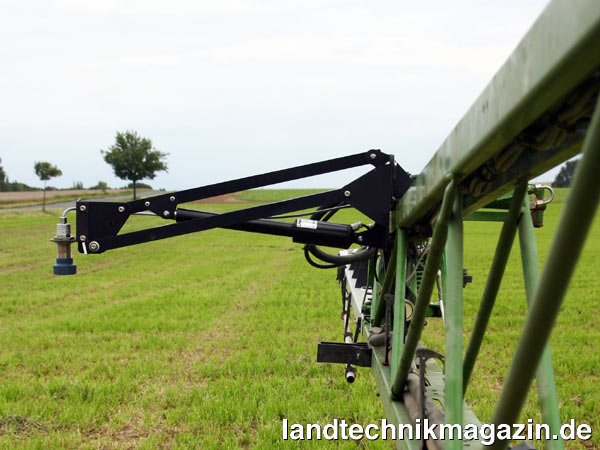 Bild: Agritechnica Neuheiten Silbermedaille 2011 für P3-Sensor (Precision Plant Protection Sensor), Agri Con GmbH, Jahna, Deutschland, Halle 16, Stand E04.