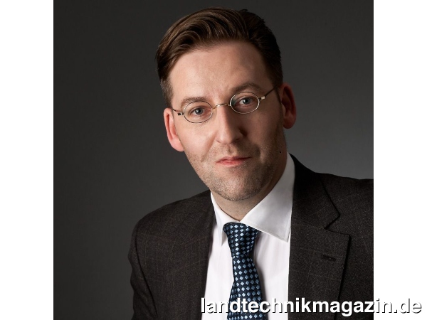 lDietrich Holler hat zum 2. April 2013 die Leitung des Bereichs Kommunikation bei der DLG (Deutsche Landwirtschafts-Gesellschaft) übernommen.