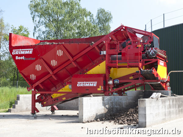 lDer Grimme BeetBeater entfernt nach Herstellerangaben Steine sicher durch das patentierte KEinstein-Sytem und zerkleinert die Rüben mit einem Bröckler.