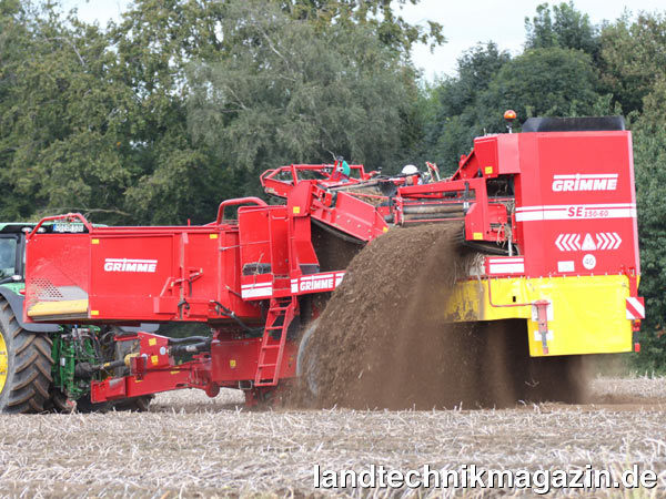 XL-Bild: Die lastenabhängige Banddrehzahlregelung erhöht laut Grimme die Leistungsstärke des Bunkerroders SE 150-60.