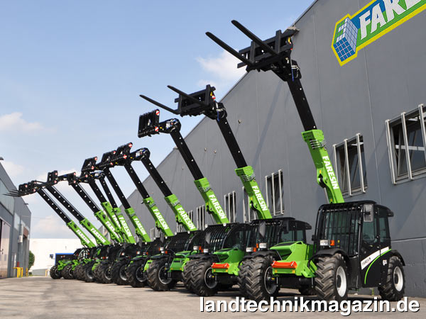 XL-Bild: Faresin erhielt eine Bestellung über 38 neue Mischwagen und Teleskoplader von Chesterfield Australia. Da es sich dabei um einen John-Deere-Händler handelt, wurden die Teleskoplader grün statt rot lackiert.