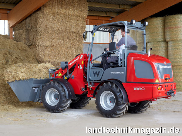 lWeidemann erweitert mit dem neuen Modell 1880 die Hoftrac-Baureihe nach oben.