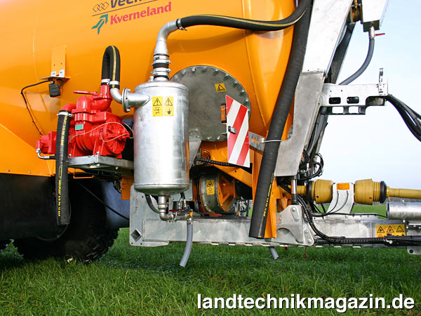 Bild: Die Ausbringkreiselpumpe der neuen Premium Integral Güllefässer von Kverneland-Veenhuis wird direkt über die Zapfwelle angetrieben, wodurch die Notwendigkeit einer eigenen Bordhydraulik entfällt. Kverneland-Veenhuis beziffert die Leistung der Kreiselpumpe mit 12.00 l/min.