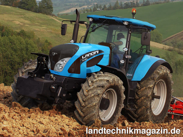 lAls Nachfolger der Landpower-Traktoren führt Landini die neue Serie 6L mit den drei Modellen 6-145L, 6-160L und 6-175L ein. Die Serie 6L deckt einen Leistungsbereich von 131 bis 170 PS ab.