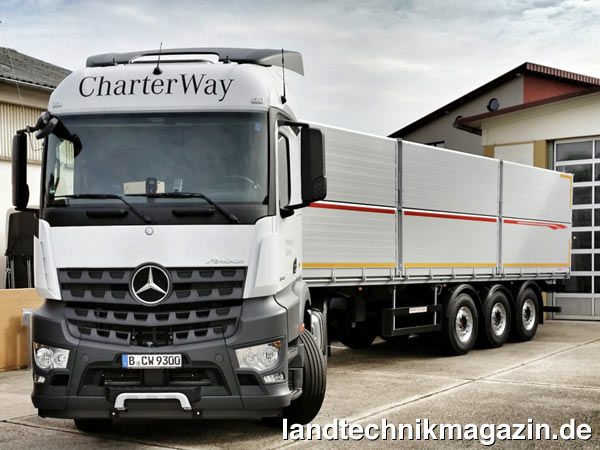 lFür die anstehende Rübenkampagne vermietet Mercedes-Benz CharterWay 150 Lkw vom Typ Mercedes-Benz Arocs 1843 mit StreamSpace- oder ClassicSpace-Fahrerhaus, SafetyPack, FleetBoard und Kipphydraulik. Erstmals werden auch Fahrzeuge mit hydraulischem Zusatzantrieb Hydraulic Auxiliary Drive eingesetzt.