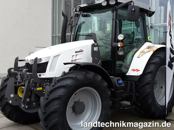 lHighlight des Kleber Messestands auf dem ZLF ist ein mit Kleber Gripker Reifen ausgestatteter Massey Ferguson 5613 Dyna-6 EFFICIENT, der im Dezember unter den Kleber-Kunden verlost wird.