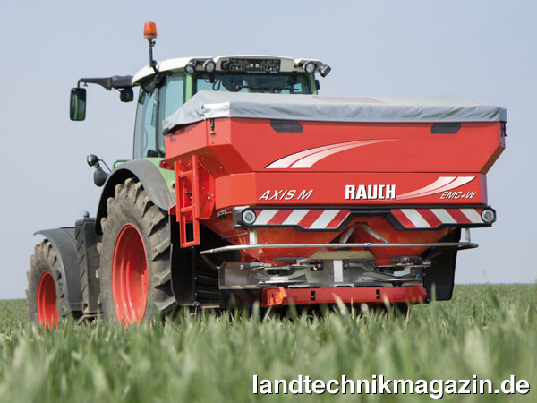 lZur Saison 2017 bietet Rauch für die AXIS Düngerstreuer-Baureihe SpreadLight, VariSpread dynamic, das CCI-50 ISOBUS-Universalterminal und eine Rückraumkamera als neue Ausstattungsoptionen an.