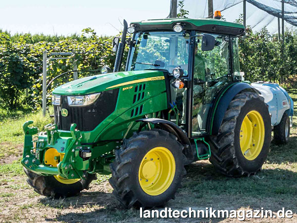 XL-Bild: Die neue Generation der John Deere 5G Spezialschlepper für den Obst- und Weinbau besteht aus den vier Grundmodellen 5075G, 5090G, 5100G und 5105G im Leistungsbereich von 72 bis 105 PS. Als 5GF (Fruit, im Bild) sind die Typen 5075G, 5090G und 5105G verfügbar.