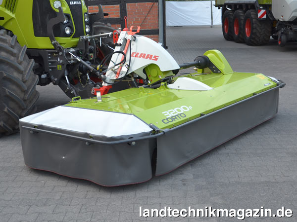 lDie Baureihe der Claas CORTO Trommelmähwerke besteht aus drei Front- und drei Heck-Mähwerken, die sich im Design deutlich von ihren Vorgängern unterscheiden.