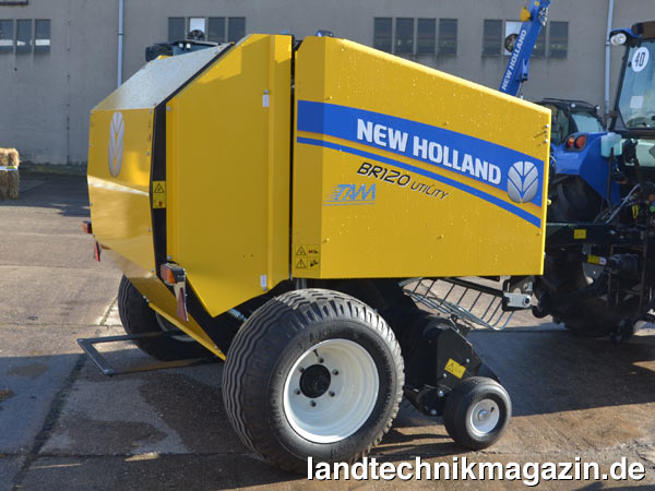lMit den neuen BR 120 und 150 Utility stellt New Holland Festkammer-Rundballenpressen vor, die sich durch einfache Bedienung und ein besonders gutes Preis-Leistungs-Verhältnis auszeichnen.