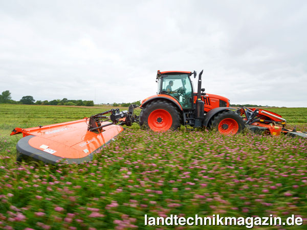 XL-Bild: Die neuen Kubota DMC6300 Scheibenmähwerke zeichnen sich durch das QuattroLink-Aufhängungskonzept aus, das die Bodenanpassung optimiert.