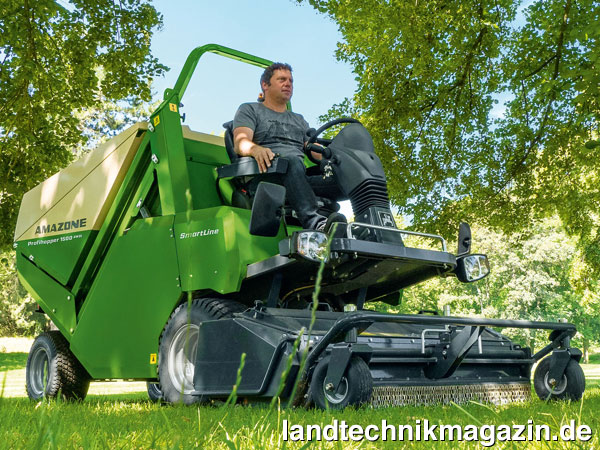 lDer neue Amazone Profihopper 1500 SmartLine soll mit einer Arbeitsgeschwindigkeit von bis zu 10 km/h und einer Schnittbreite von 1,50 m Flächenleistungen von bis zu 15.000 m² pro Stunde erlauben.