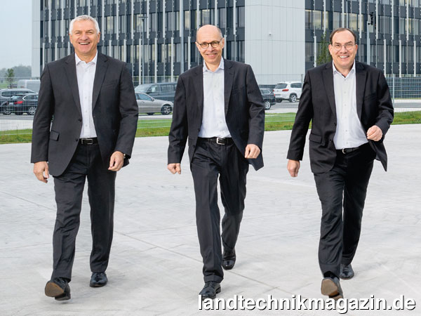 XL-Bild: Die Claas Konzernleitung bestehend aus Bernd Ludewig (links), Hans Lampert (mitte) und Hermann Lohbeck rechnet mit einer stabilen Entwicklung auf den globalen Landtechnikmärkten.