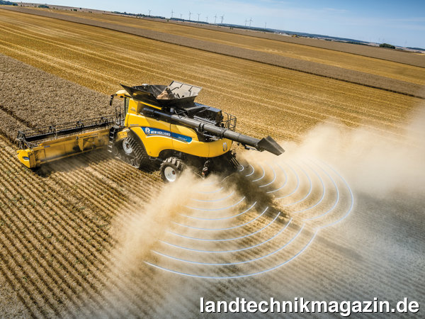 lDas neue vollautomatische Strohmanagement erzielt mithilfe eines 2D-Radars laut New Holland eine präzise, gleichmäßige Verteilung der Stroh- und Spreupartikel hinter dem Mähdrescher.