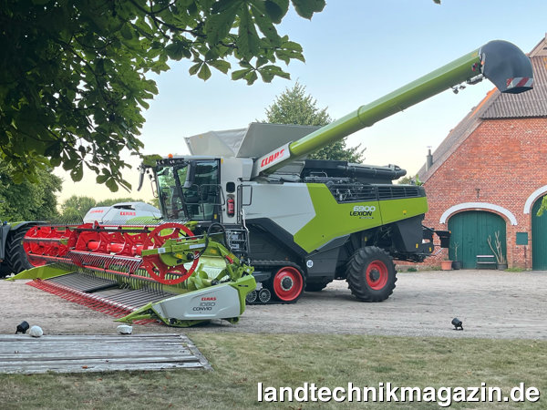 XL-Bild: In der Claas Mähdrescher-Baureihe LEXION gibt es zum Modelljahr 2023 zahlreiche Neuerungen und zusätzliche Modelle.