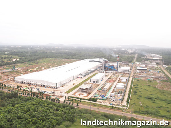 XL-Bild: Das neue Yokohama-Werk in Visakhapatnam, Andhra Pradesh, Indien, hat mit der Produktion von Reifen der Marken Alliance, Galaxy und Primex begonnen.